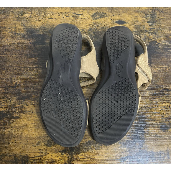 Trotters Katarina Sandals Womens Sz 7.5M Tan Leather Strappy Slingback Hook Loop - Picture 7 of 11